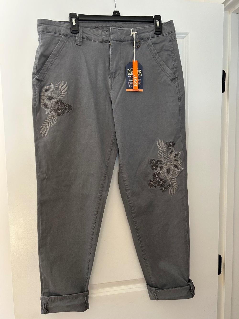 New with tags JAG crop pants